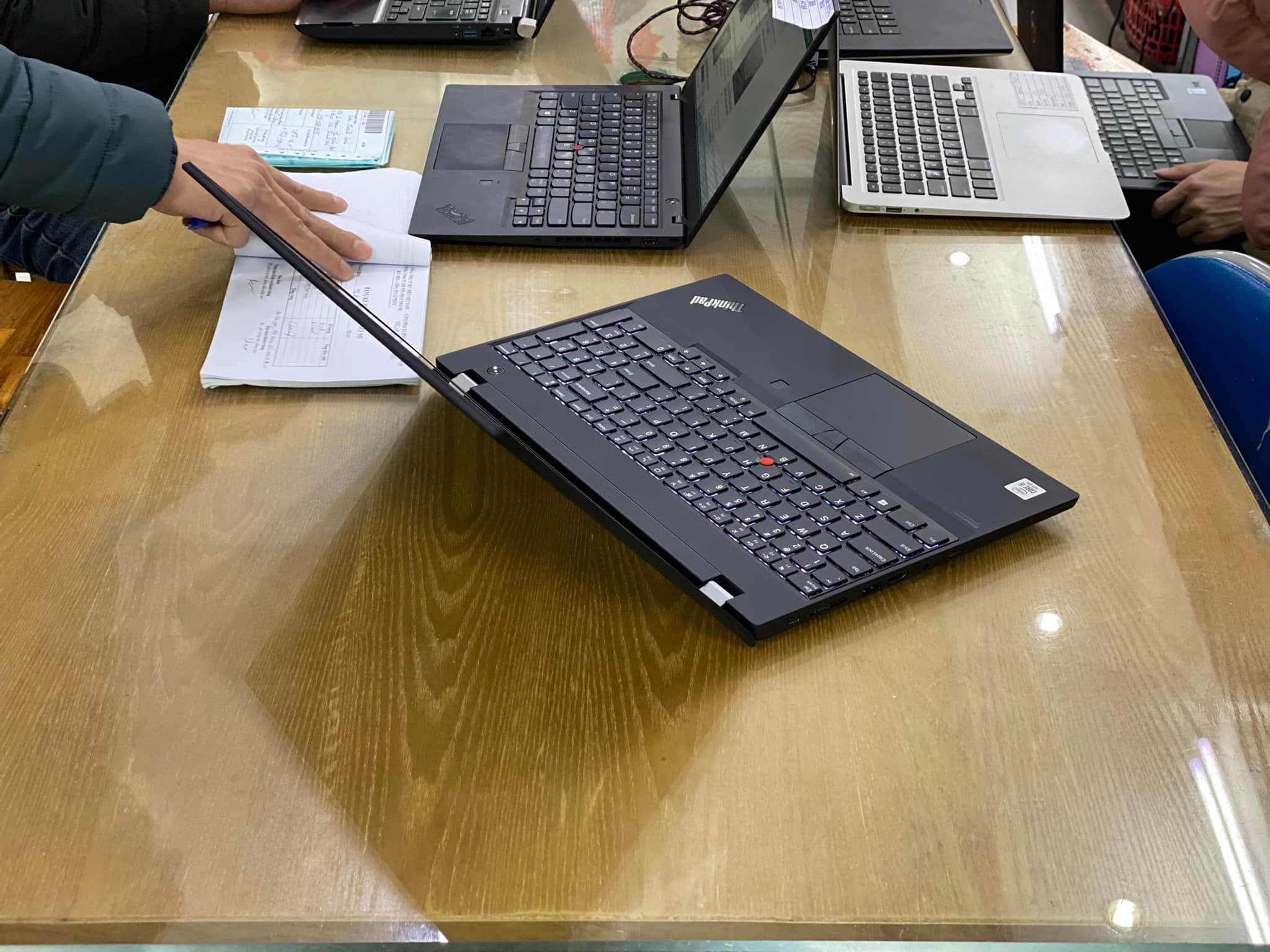 Laptop Lenovo Thinkpad P15S Gen 1-4.jpg